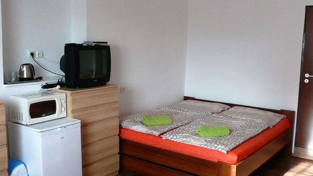 Apartments U Cara Ceske Budejovice Exteriör bild