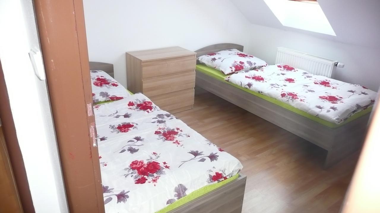 Apartments U Cara Ceske Budejovice Exteriör bild